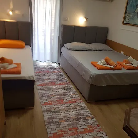 Apartamento Helen's *