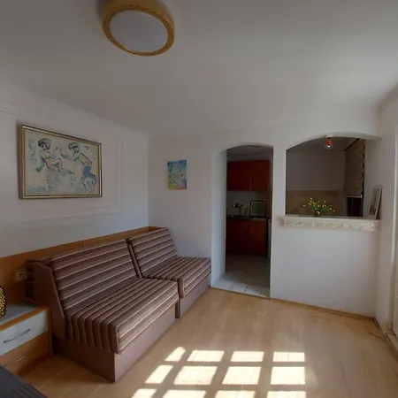 Apartment Helen's